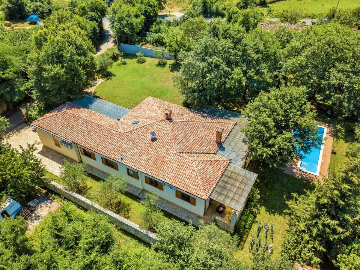 Holiday Home Sarita Šišan Exterior foto